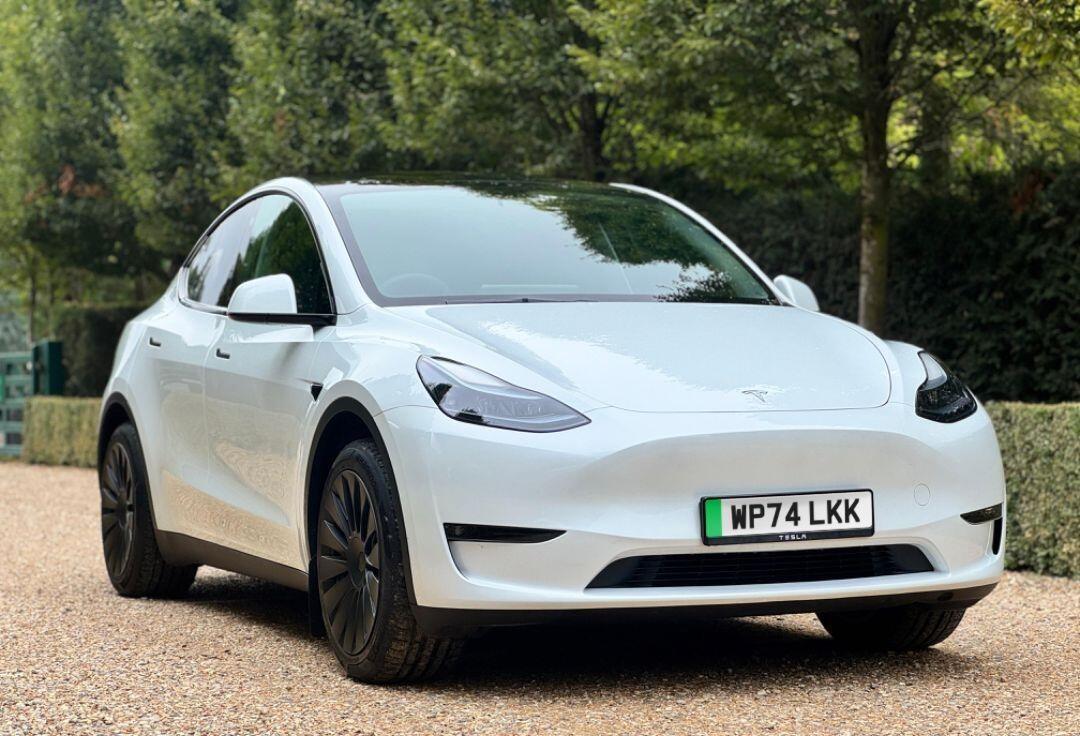Used Tesla Model Y 2024 for sale - 76936366: Photo 2