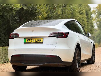 Used Tesla Model Y 2024 for sale - 76936366: Photo