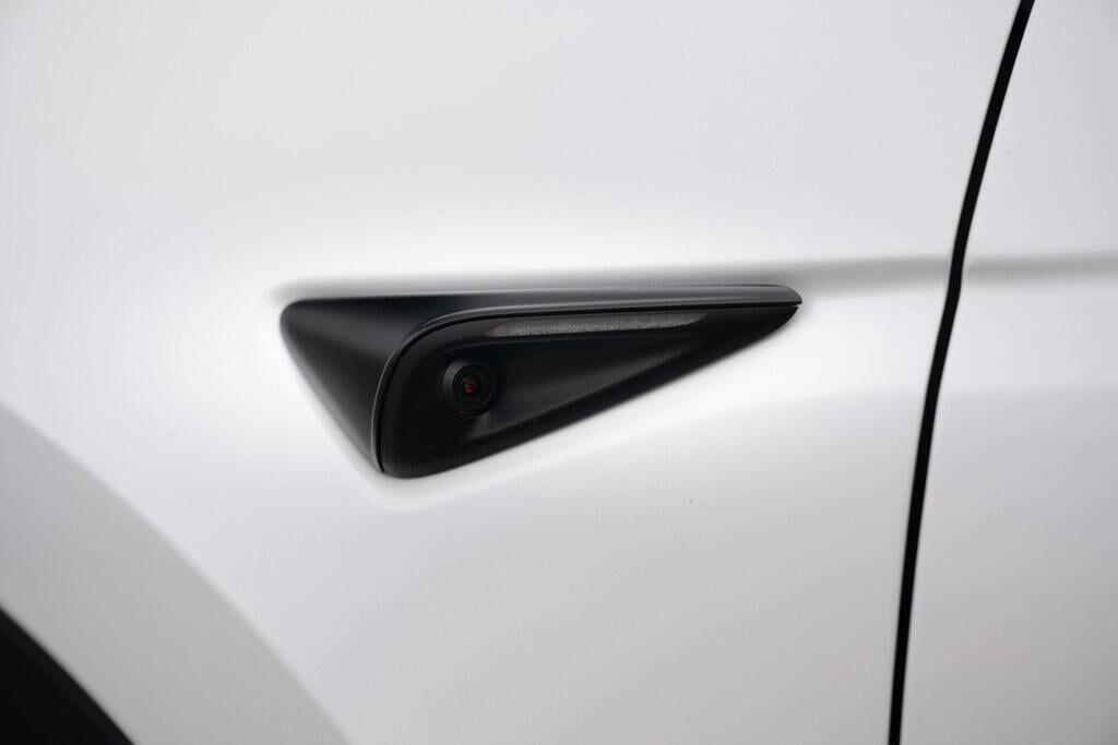 Used Tesla Model Y 2024 for sale - 77410845: Photo 10