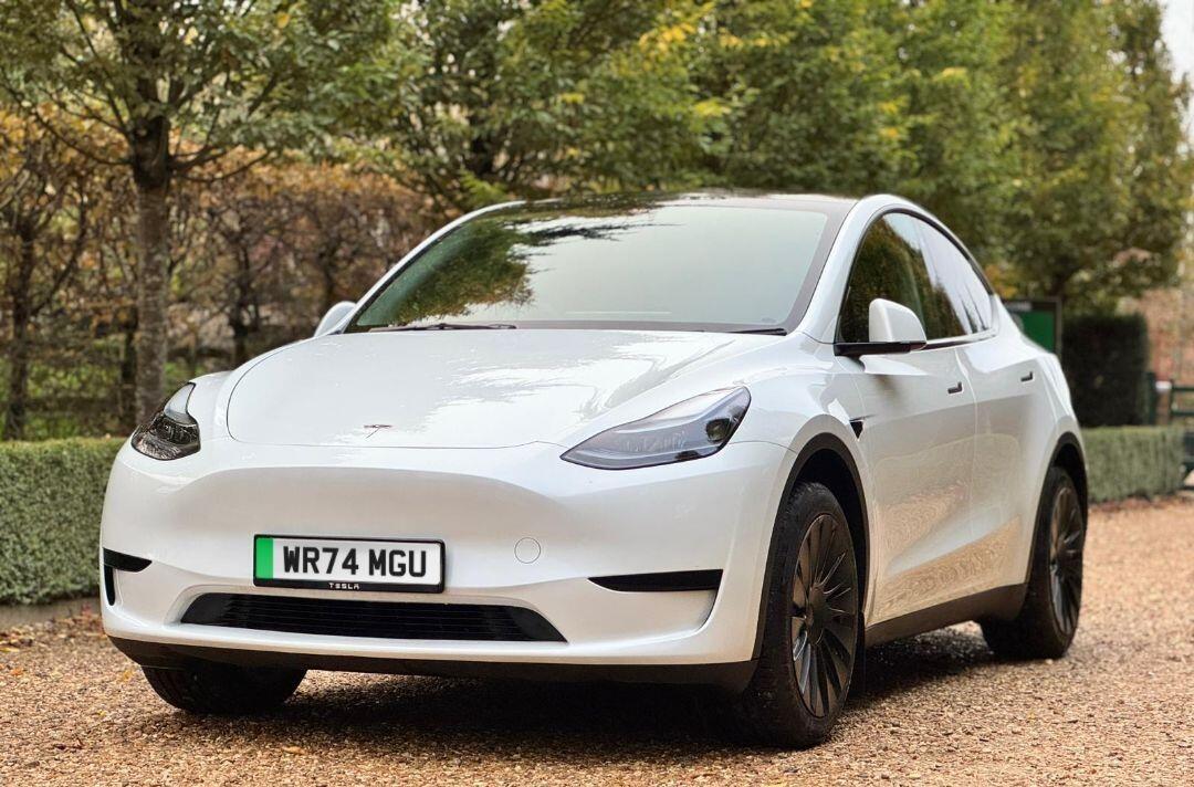 Used Tesla Model Y 2024 for sale - 77410845: Photo 2