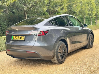 Used Tesla Model Y 2022 for sale - 76138623: Photo 4