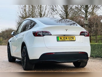 Used Tesla Model Y 2024 for sale - 78934674: Photo