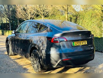 Used Tesla Model Y 2023 for sale - 77909054: Photo