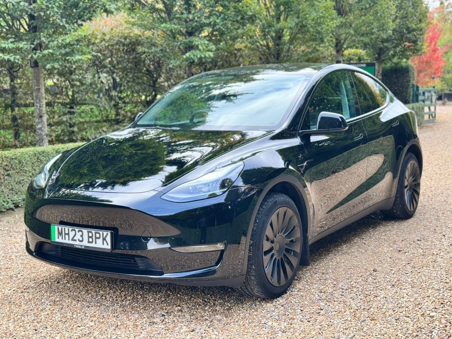 Used Tesla Model Y 2023 for sale - 76121993: Photo 2