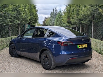 Used Tesla Model Y 2024 for sale - 78048106: Photo