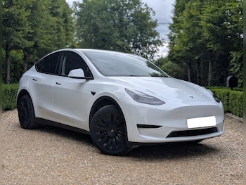 Used Tesla Model Y 2024 for sale - 75719917: Photo