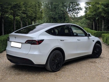 Used Tesla Model Y 2024 for sale - 75719917: Photo