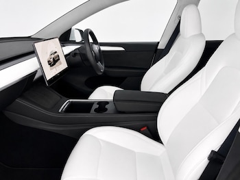 Used Tesla Model Y 2025 for sale - 79224628: Photo