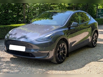 Used Tesla Model Y 2023 for sale - 76307706: Photo 2