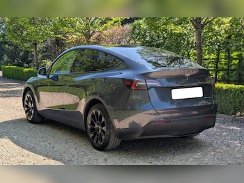 Used Tesla Model Y 2023 for sale - 76307706: Photo 4