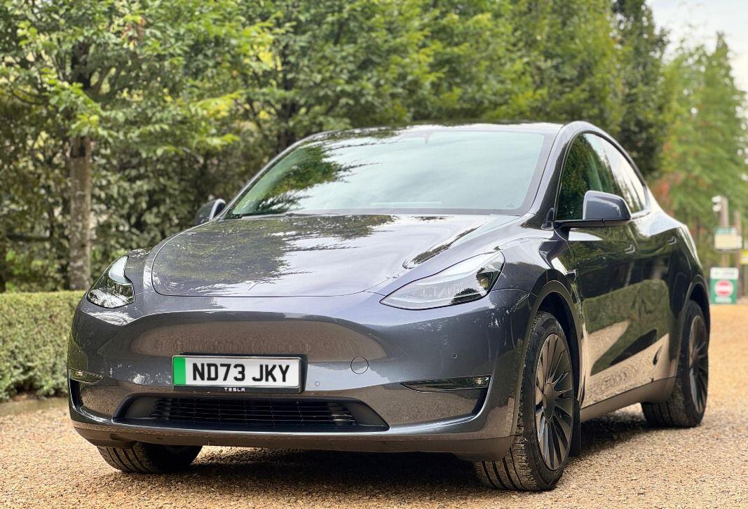 Used Tesla Model Y 2024 for sale - 76561555: Photo 2