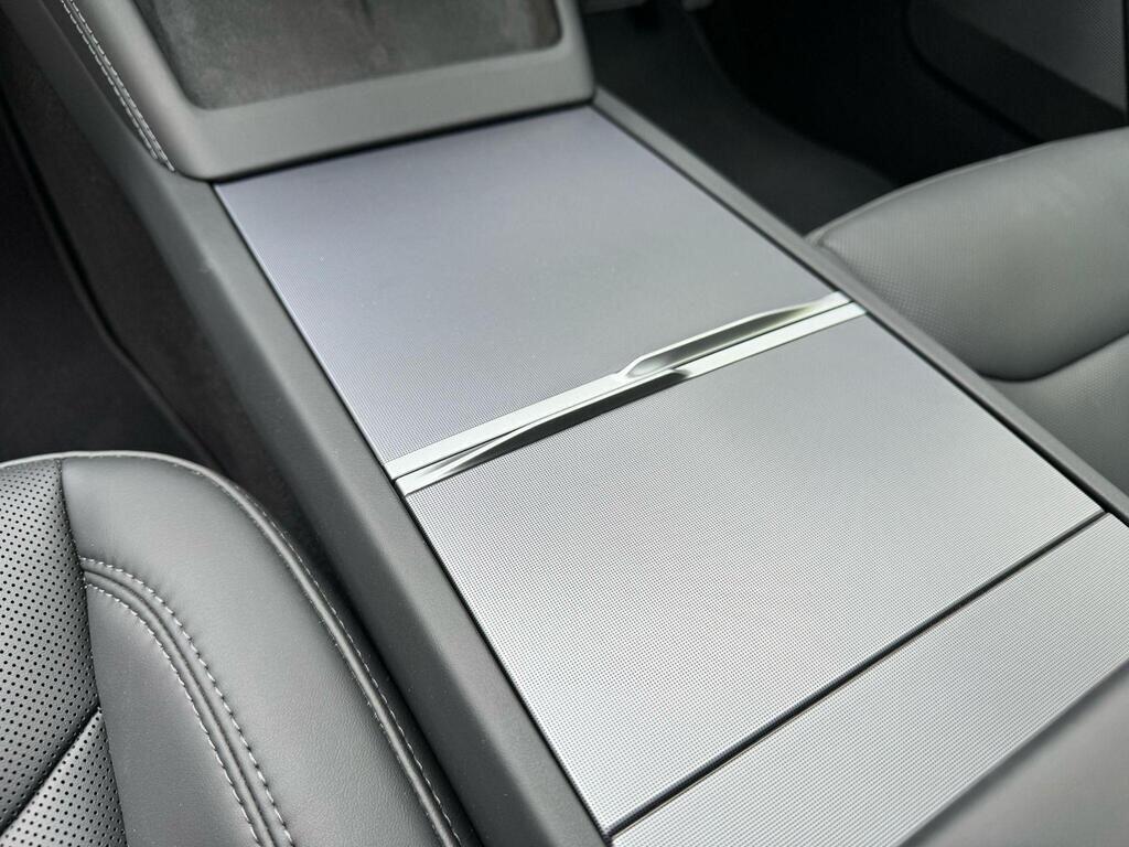 Used Tesla Model 3 2024 for sale - 76440699: Photo 17