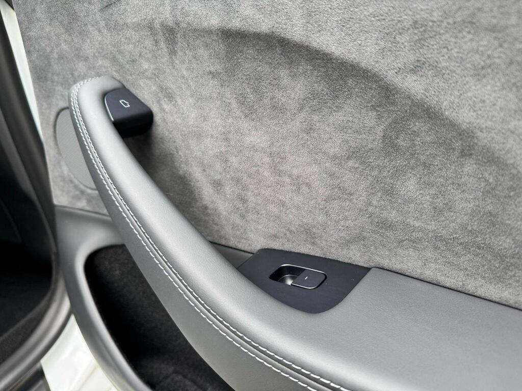 Used Tesla Model 3 2024 for sale - 76440699: Photo 36