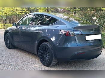 Used Tesla Model Y 2022 for sale - 76174632: Photo 4