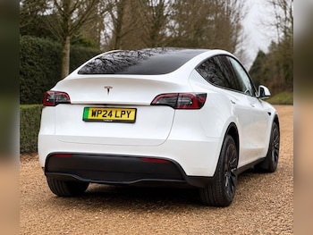 Used Tesla Model Y 2024 for sale - 79452913: Photo