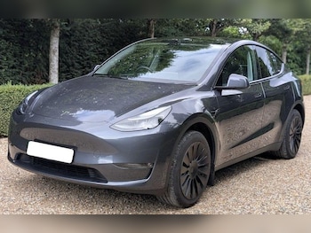 Used Tesla Model Y 2022 for sale - 76307589: Photo 2