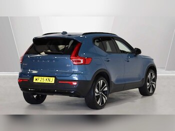 Used Volvo XC40 2025 for sale - 75915720: Photo