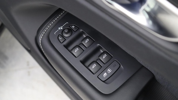 Used Volvo XC60 2025 for sale - 76189423: Photo 23