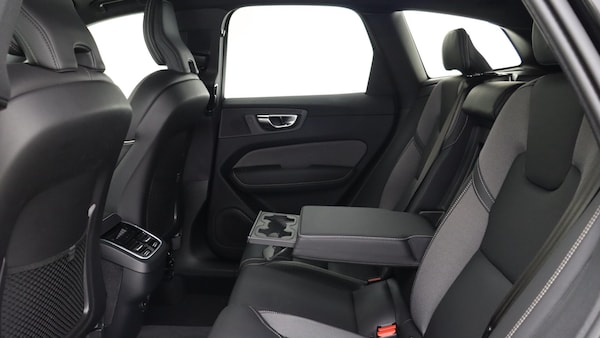 Used Volvo XC60 2025 for sale - 76189423: Photo 30