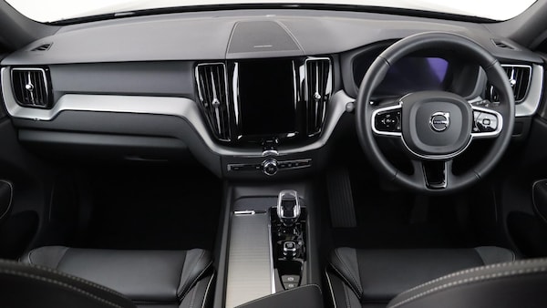 Used Volvo XC60 2025 for sale - 76189423: Photo 5