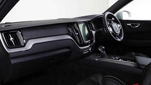 Used Volvo XC60 2019 for sale - 76258977: Photo 15