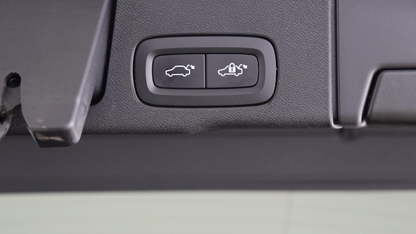 Used Volvo XC60 2019 for sale - 76258977: Photo 33