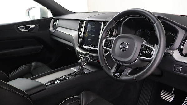 Used Volvo XC60 2019 for sale - 76258977: Photo 4