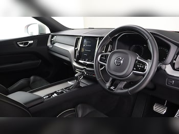 Used Volvo XC60 2019 for sale - 76258977: Photo