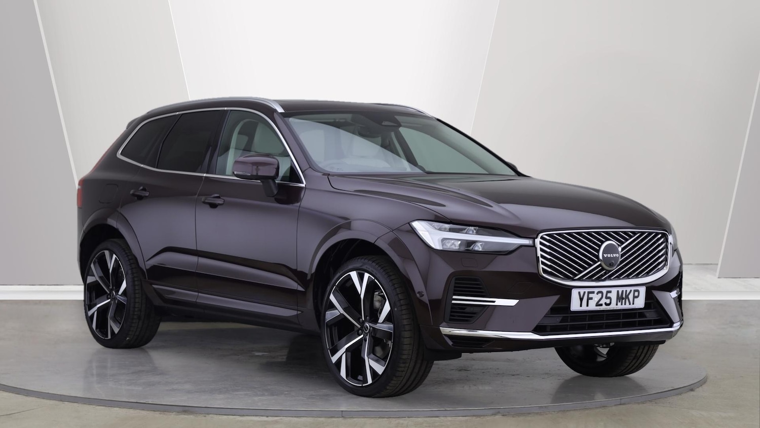 Used Volvo XC60 2025 for sale - 76072846: Photo 1
