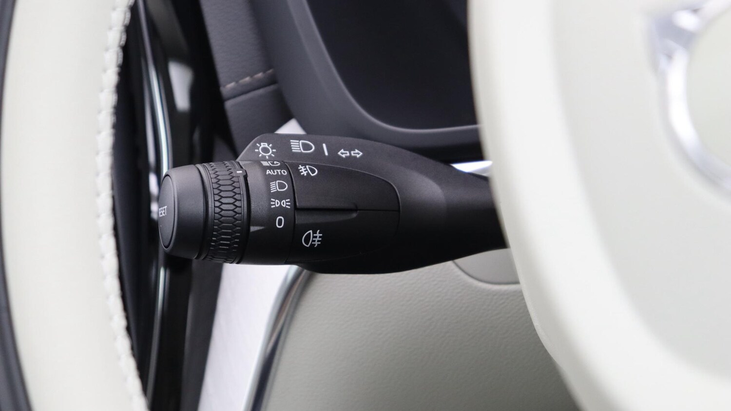 Used Volvo XC60 2025 for sale - 76072846: Photo 19