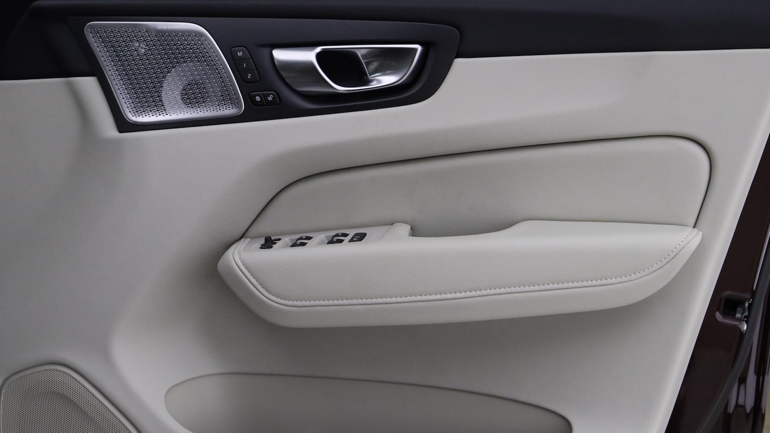 Used Volvo XC60 2025 for sale - 76072846: Photo 28