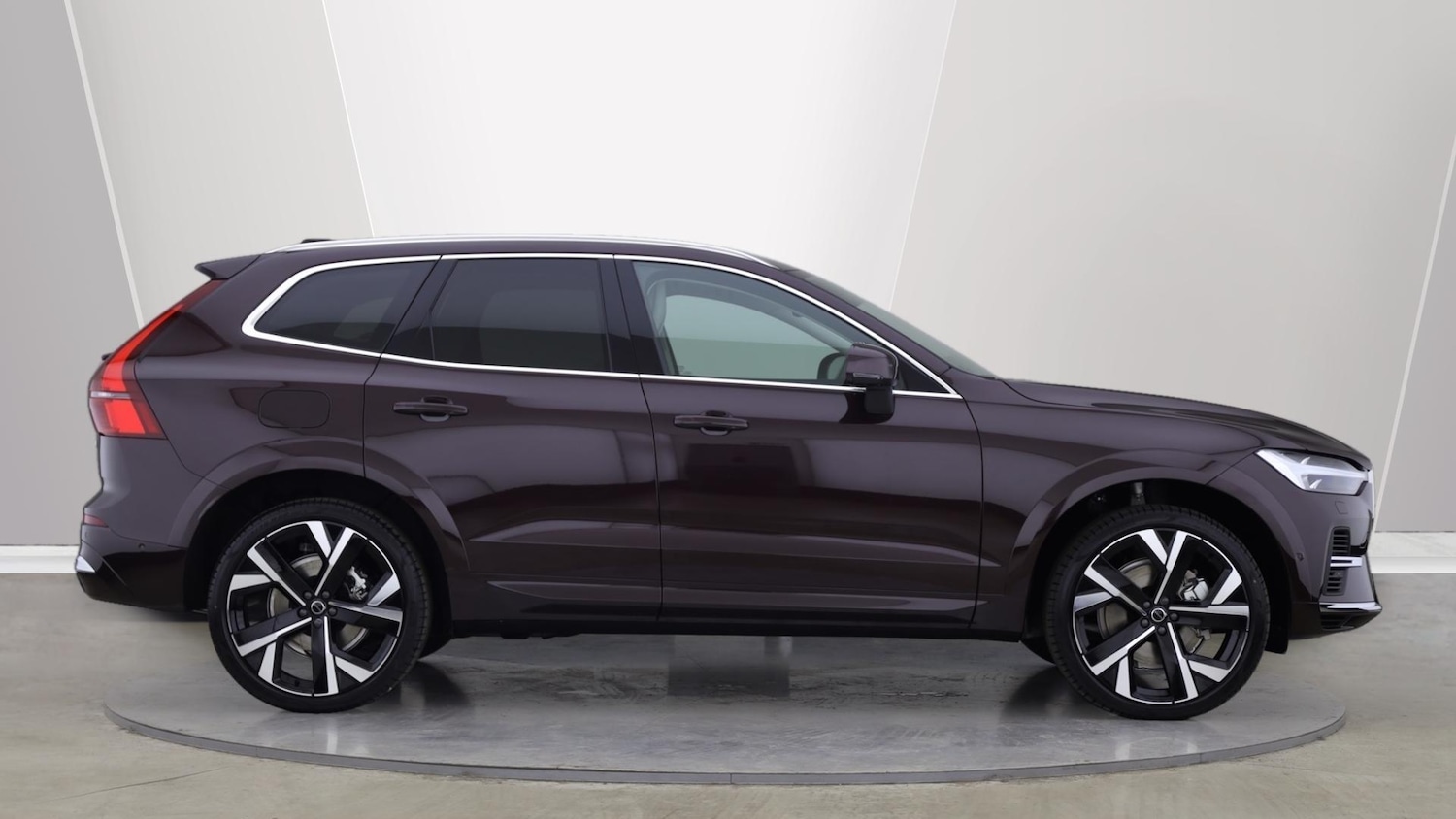 Used Volvo XC60 2025 for sale - 76072846: Photo 3