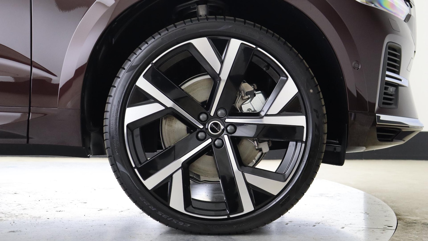 Used Volvo XC60 2025 for sale - 76072846: Photo 9