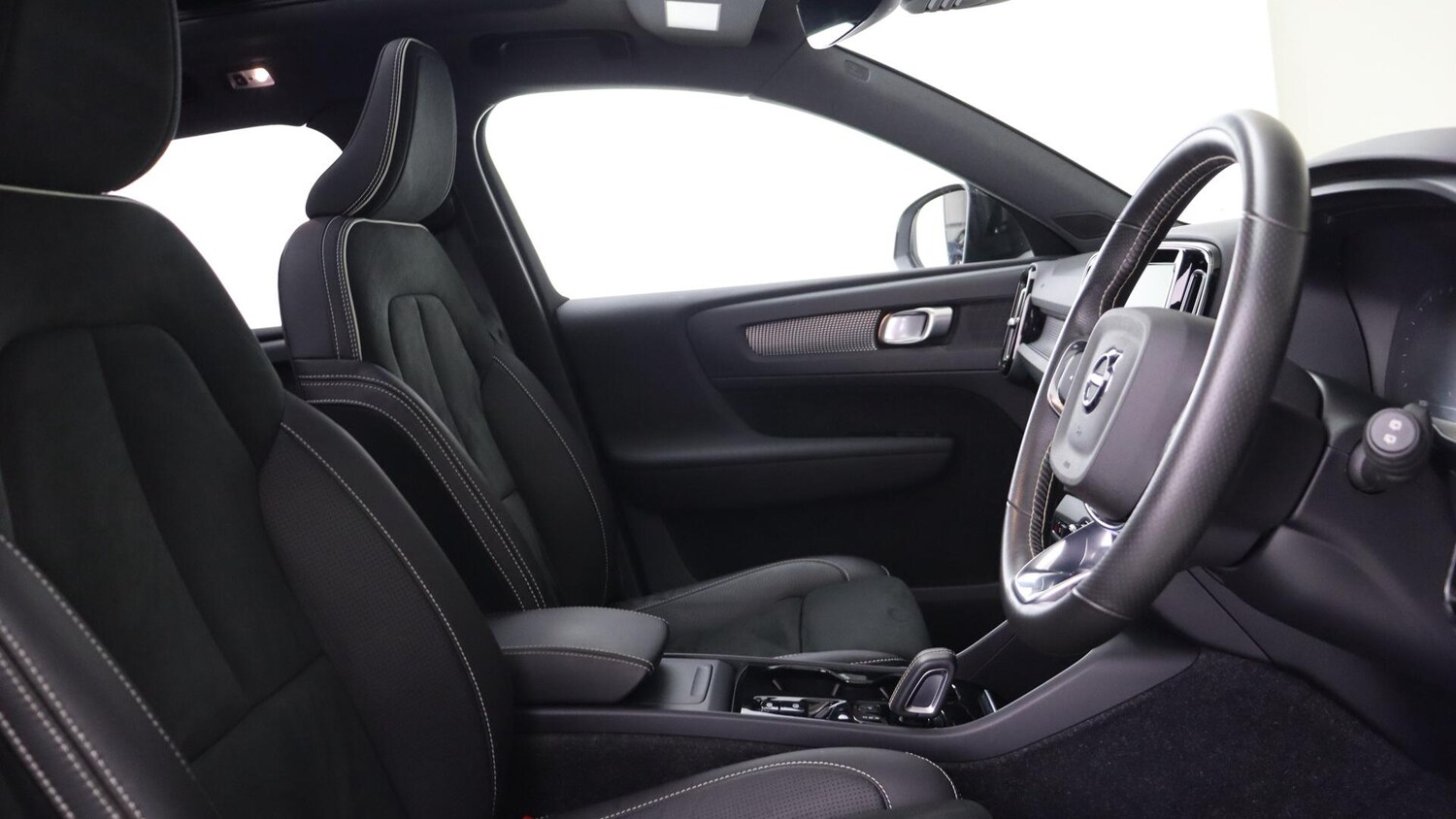 Used Volvo XC40 2020 for sale - 75789585: Photo 15