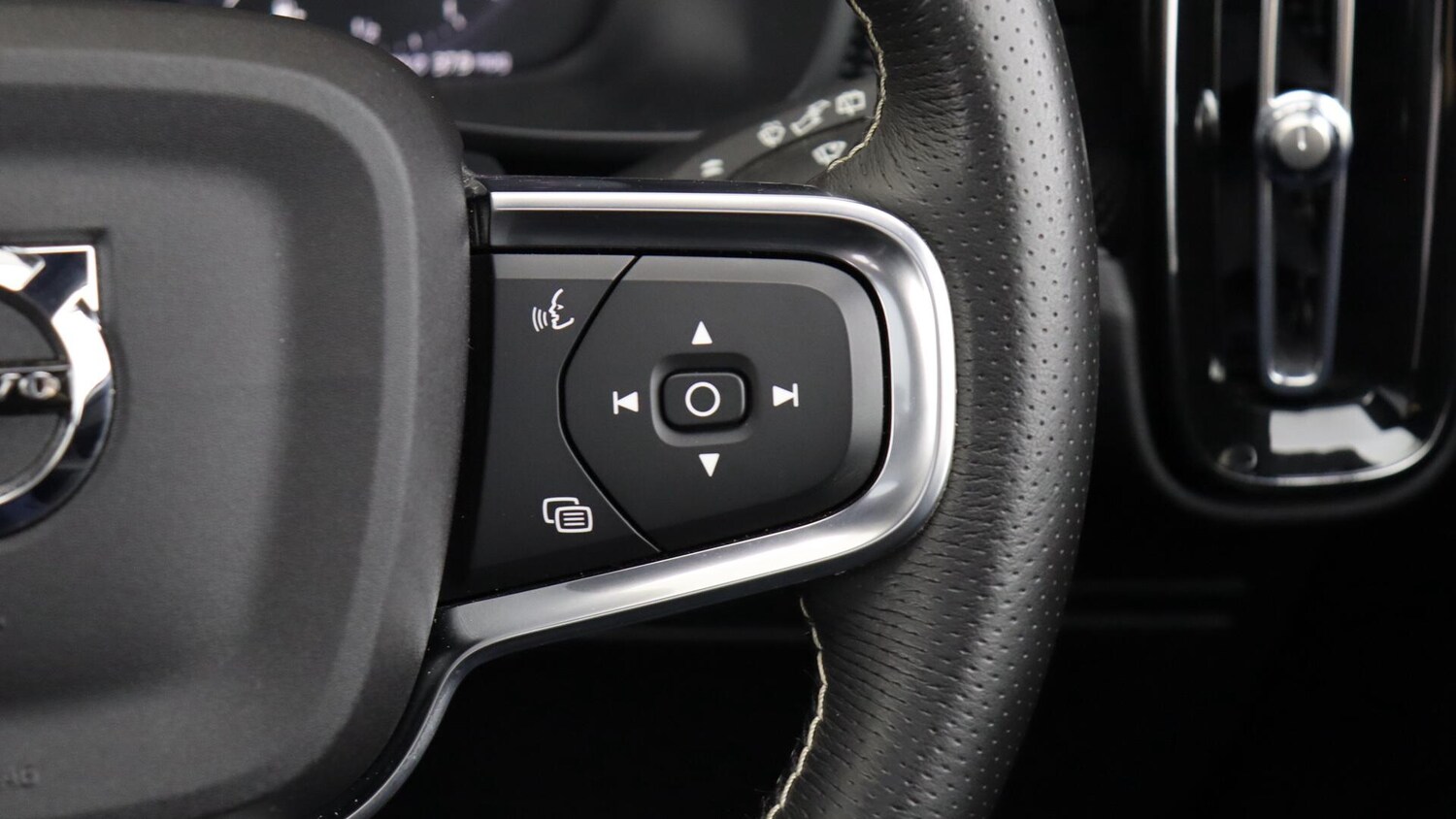 Used Volvo XC40 2020 for sale - 75789585: Photo 21