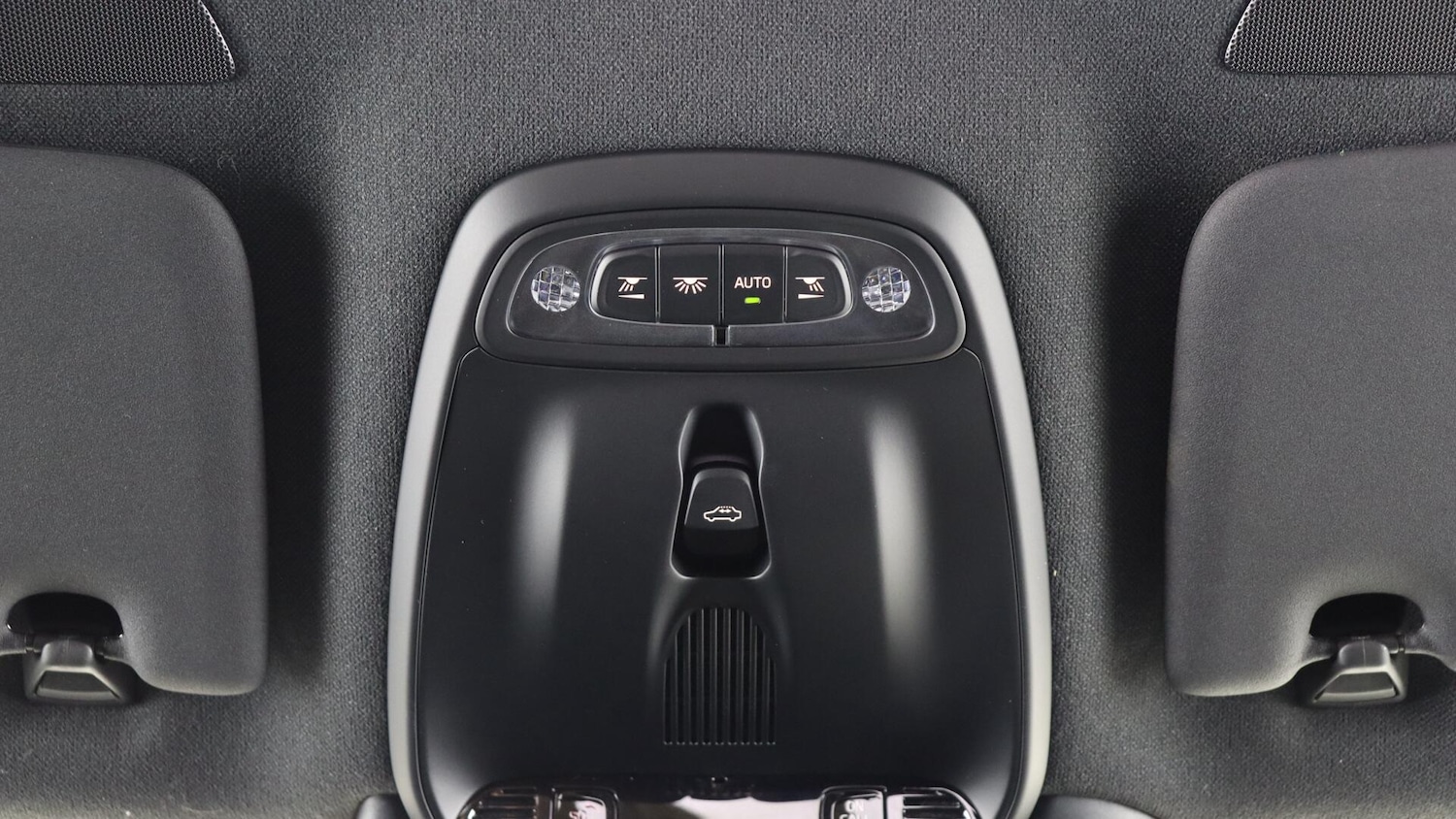 Used Volvo XC40 2020 for sale - 75789585: Photo 26