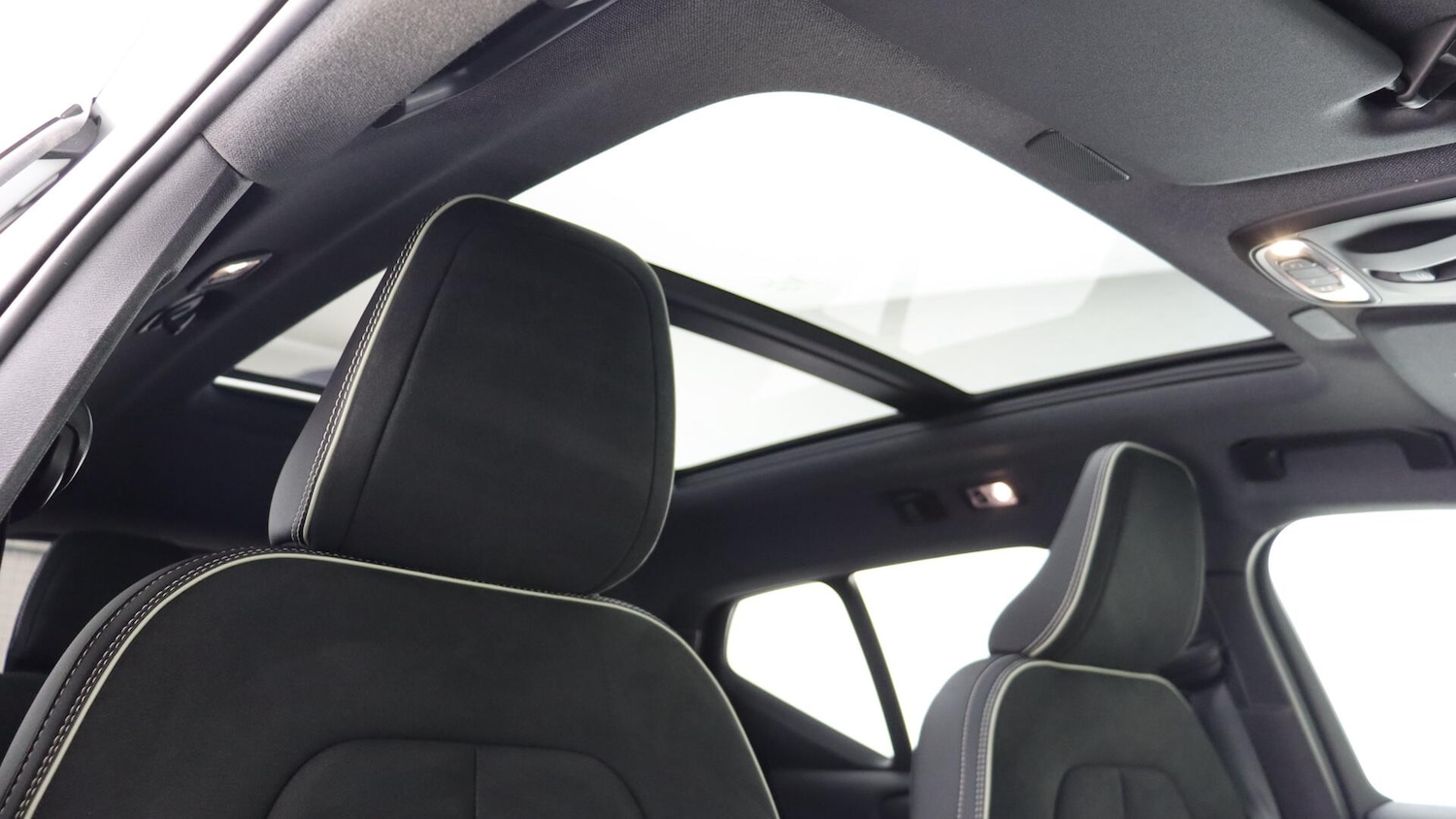 Used Volvo XC40 2020 for sale - 75789585: Photo 29