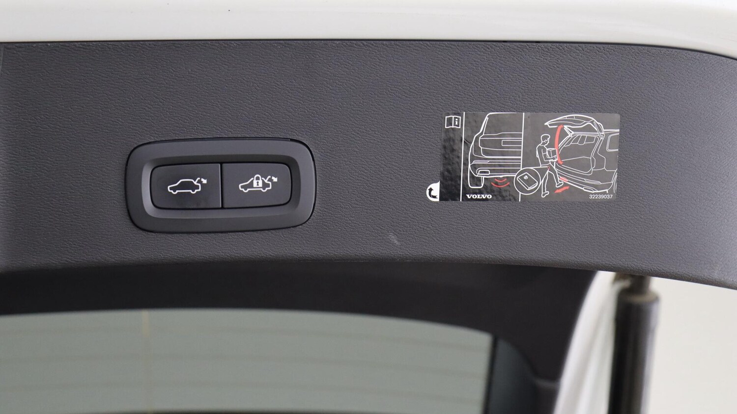 Used Volvo XC40 2020 for sale - 75789585: Photo 32
