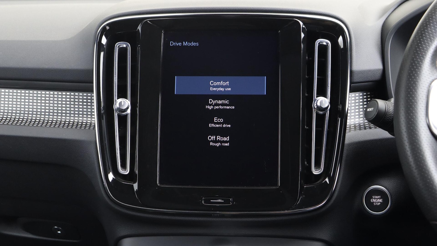 Used Volvo XC40 2020 for sale - 75789585: Photo 36