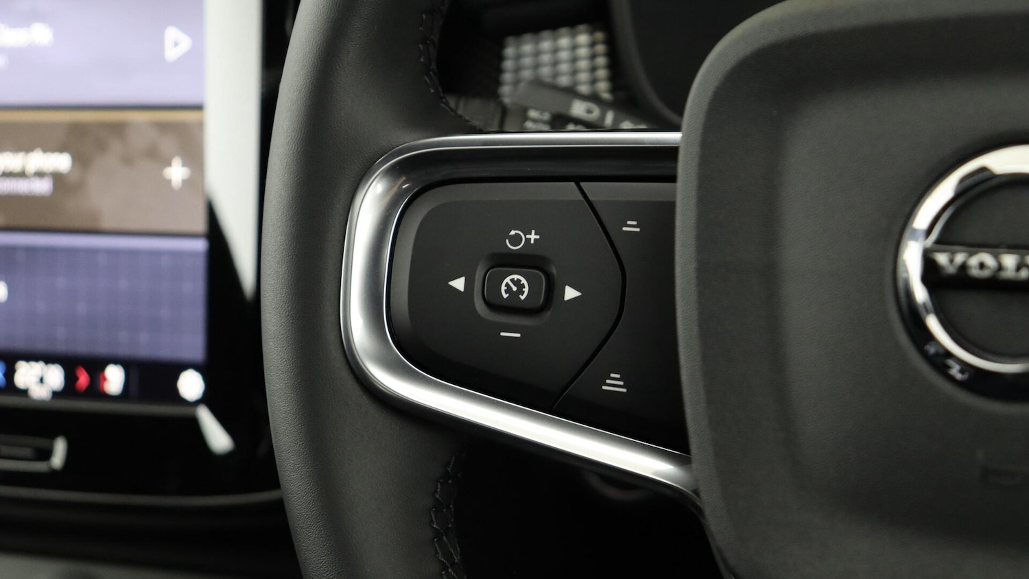 Used Volvo XC40 2025 for sale - 76138580: Photo 19