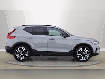 Used Volvo XC40 2025 for sale - 76138580: Photo 3