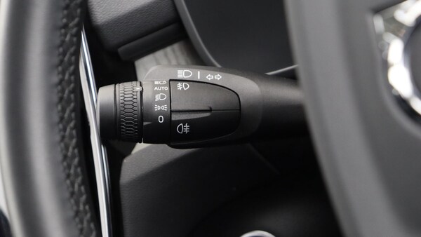 Used Volvo XC40 2025 for sale - 76189248: Photo 19