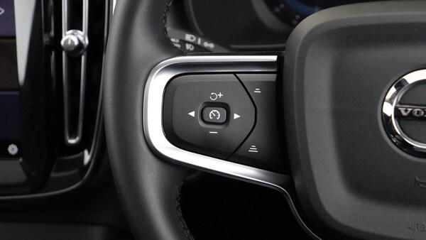 Used Volvo XC40 2025 for sale - 76189248: Photo 20