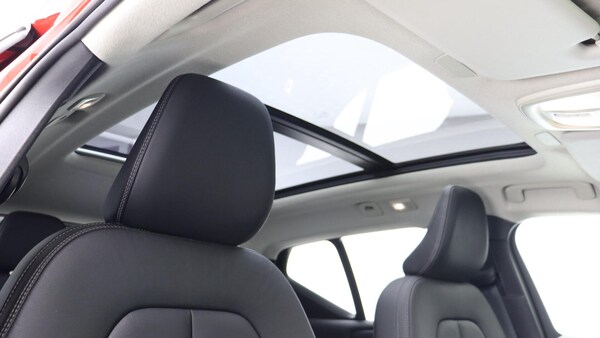 Used Volvo XC40 2025 for sale - 76189248: Photo 30