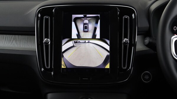 Used Volvo XC40 2025 for sale - 76189248: Photo 35
