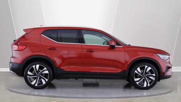 Used Volvo XC40 2025 for sale - 76189248: Photo 3