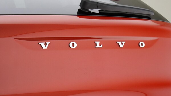 Used Volvo XC40 2025 for sale - 76189248: Photo 44