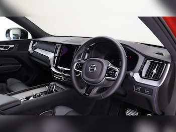 Used Volvo XC60 2022 for sale - 75531234: Photo