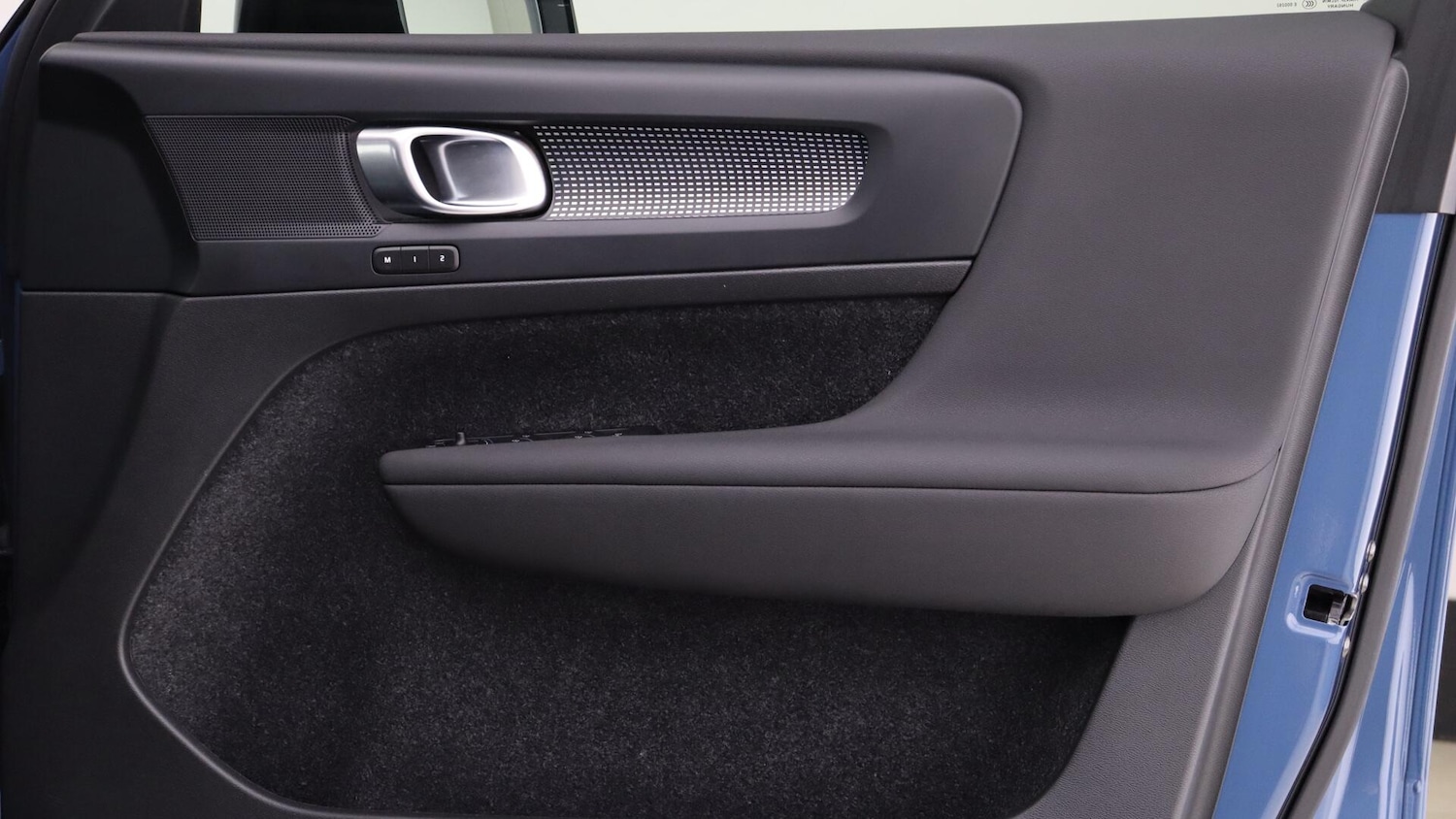 Used Volvo XC40 2023 for sale - 75808769: Photo 27