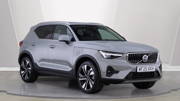 Used Volvo XC40 2025 for sale - 76188439: Photo 1